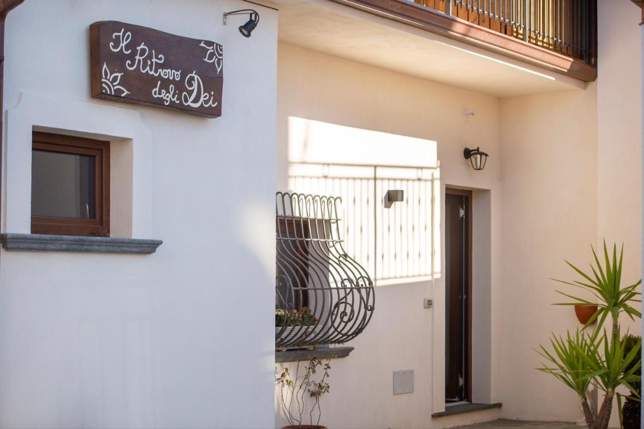アジェーロラ Il Ritrovo Degli Dei Bed & Breakfast エクステリア 写真
